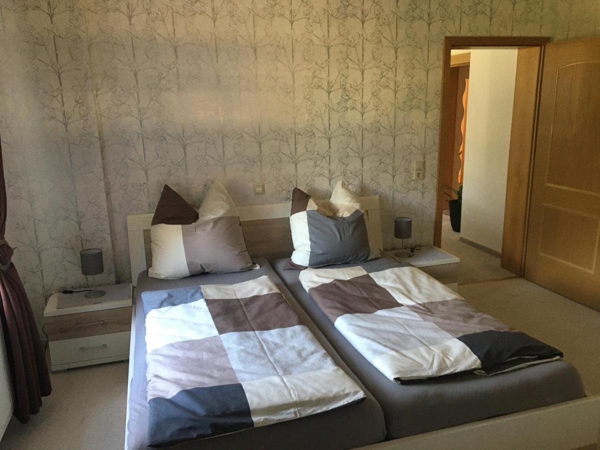 Ferienwohnung Am Goethe Park Fuer 2 Bis 3 Personen Jena Exterior foto